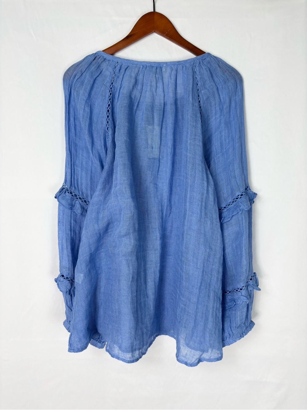 NEW Sundance Linen Blouse Blue Size XL Boho Long Sleeve Keyhole - Picture 3 of 6